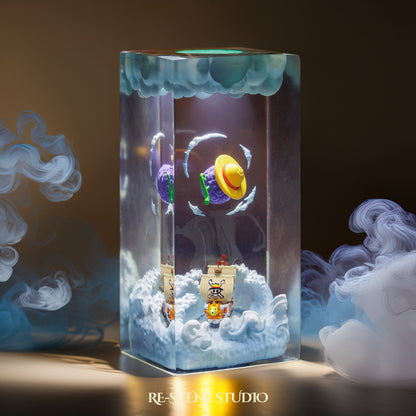 Thousand Sunny & Gomu Gomu no Mi Resin Lamp - One Piece Multicolor / Size M – Handmade Resin Lamp by Rescene Studio | Rescene Studio