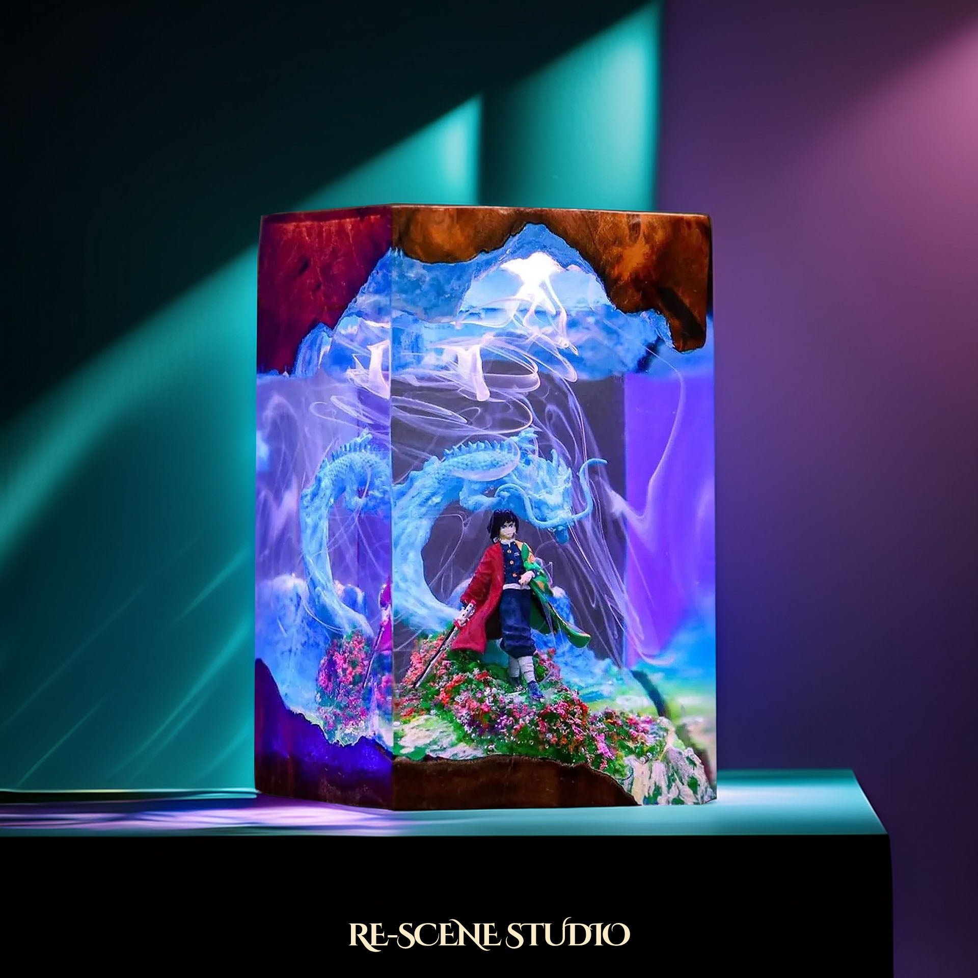 Tomika Giyuu Resin Lamp – Demon Slayer Multicolor / Size M: 7 x 13 x 7 (cm) – Handmade Epoxy Resin Lamp by Rescene Studio | Rescene Studio