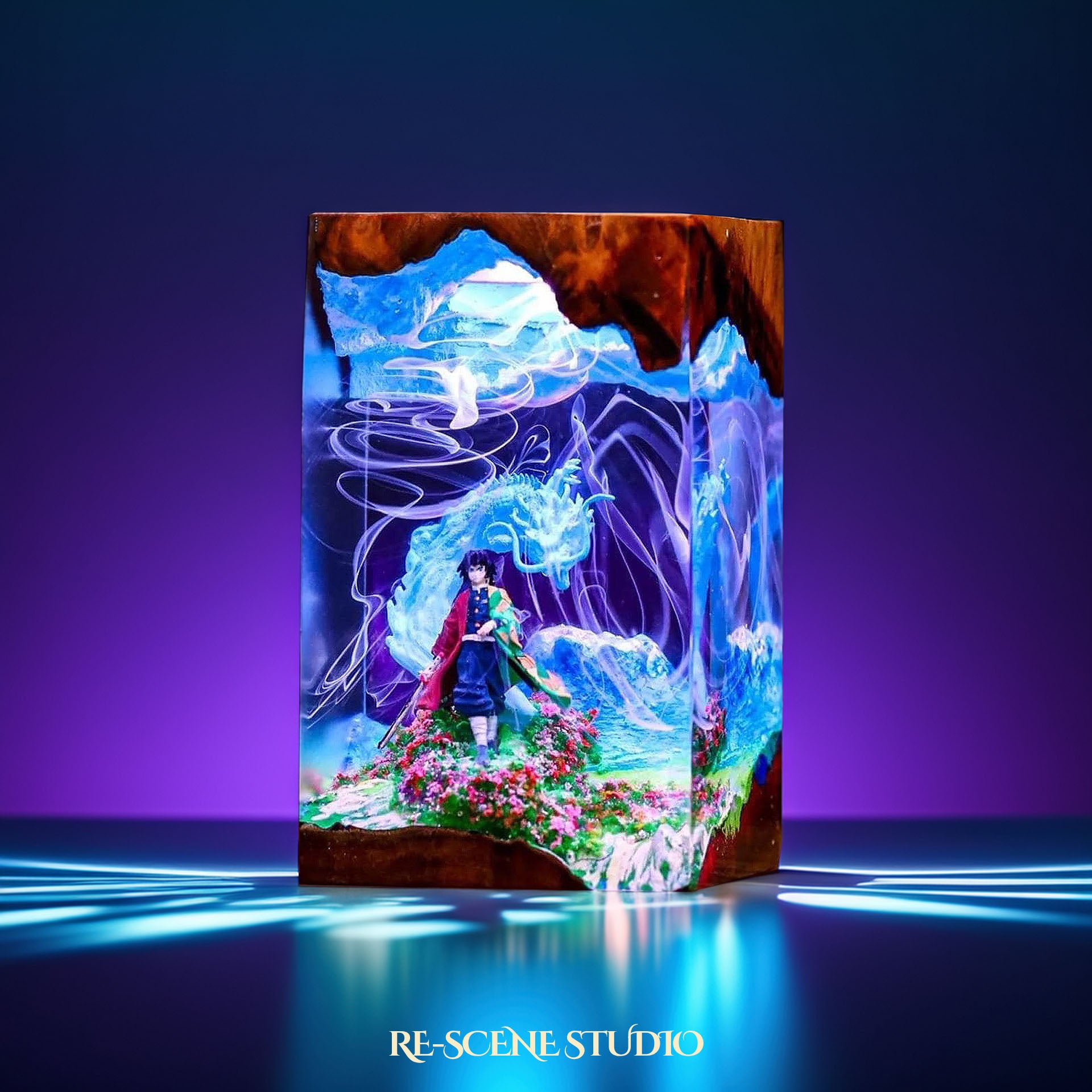 Tomika Giyuu Resin Lamp – Demon Slayer Multicolor / Size M: 7 x 13 x 7 (cm) – Handmade Epoxy Resin Lamp by Rescene Studio | Rescene Studio