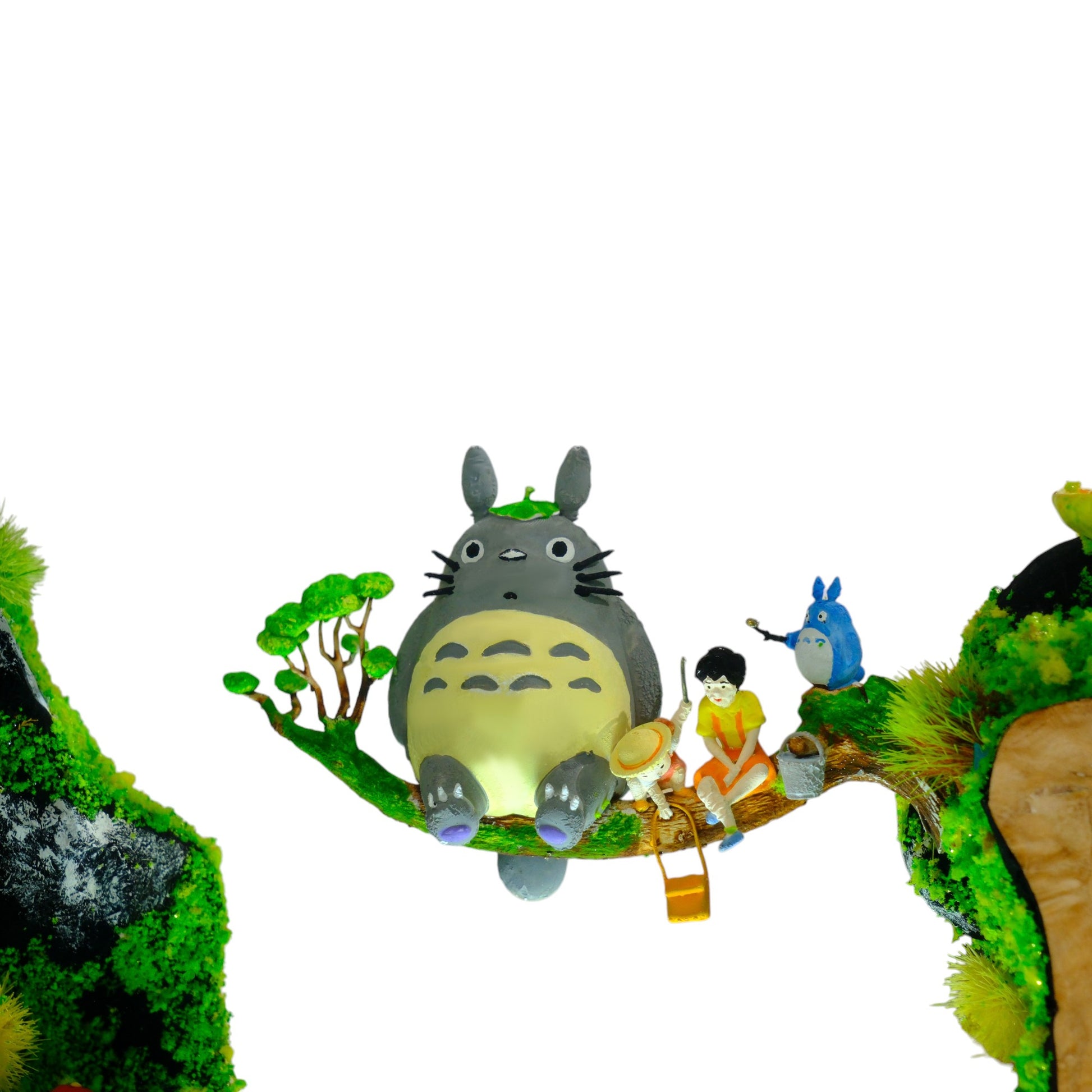 Totoro Cliffside Resin Epoxy Lamp Multicolor / Size M: 11 x 12 (cm) – Handmade Epoxy Resin Lamp by Rescene Studio | Rescene Studio