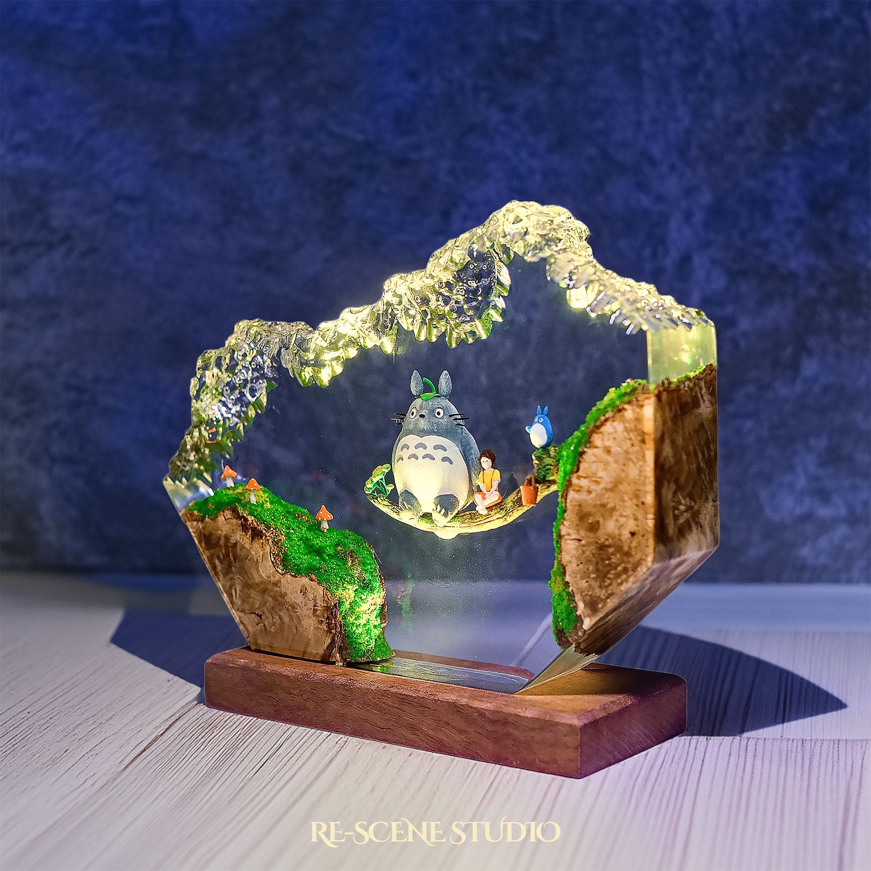 Totoro Forest Swing Resin Epoxy Lamp Multicolor / Size M: 11 x 12 (cm) – Handmade Epoxy Resin Lamp by Rescene Studio | Rescene Studio