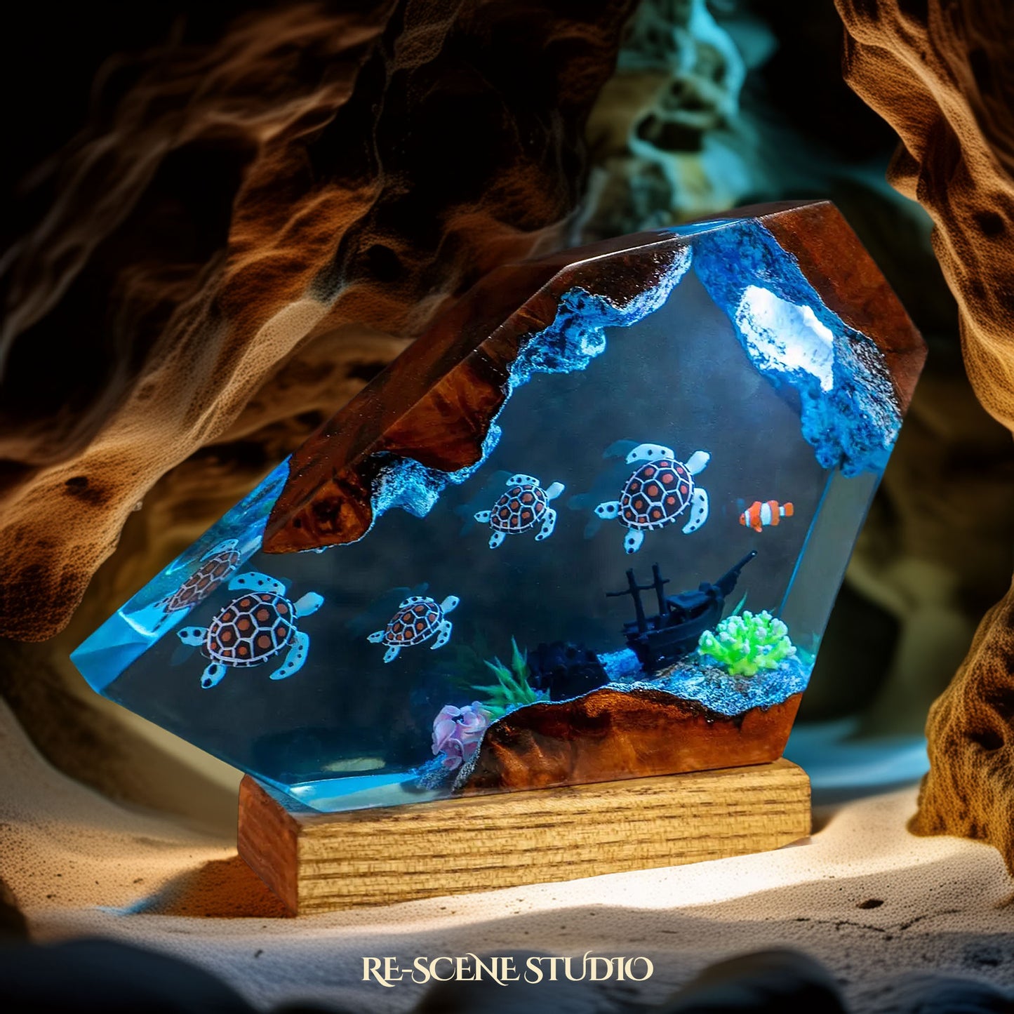 Sea Turtles & Clownfish Resin Lamp