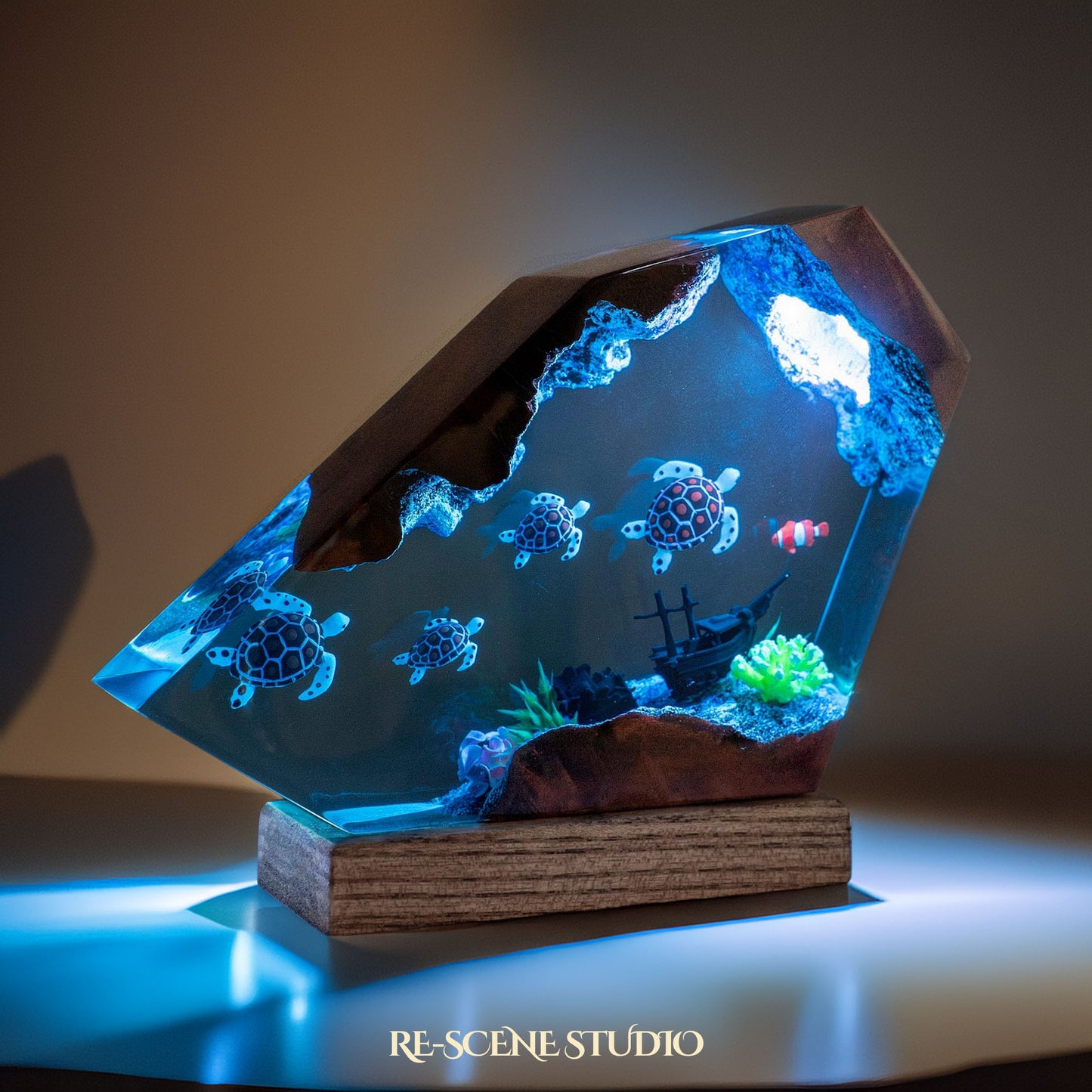 Sea Turtle Family Resin Lamp