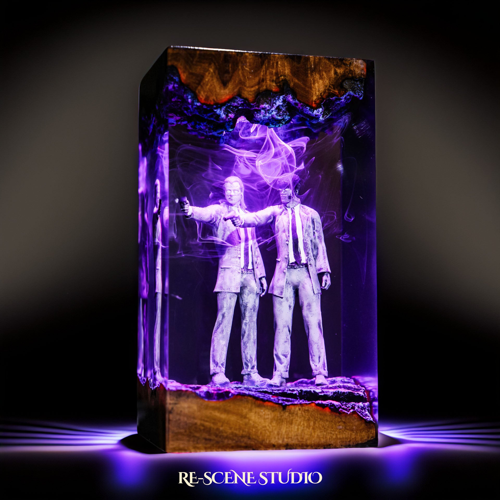 Vincent Vega and Jules Winnfield Resin Lamp — Detailed Display | Premium 3D Resin Diorama with RGB Color-Changing Light