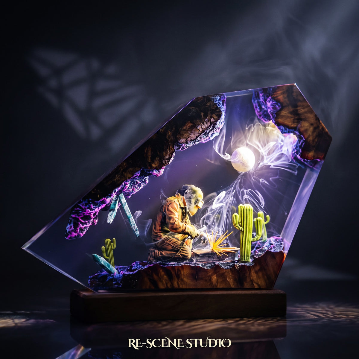Welder Resin Lamp, resin art lamp