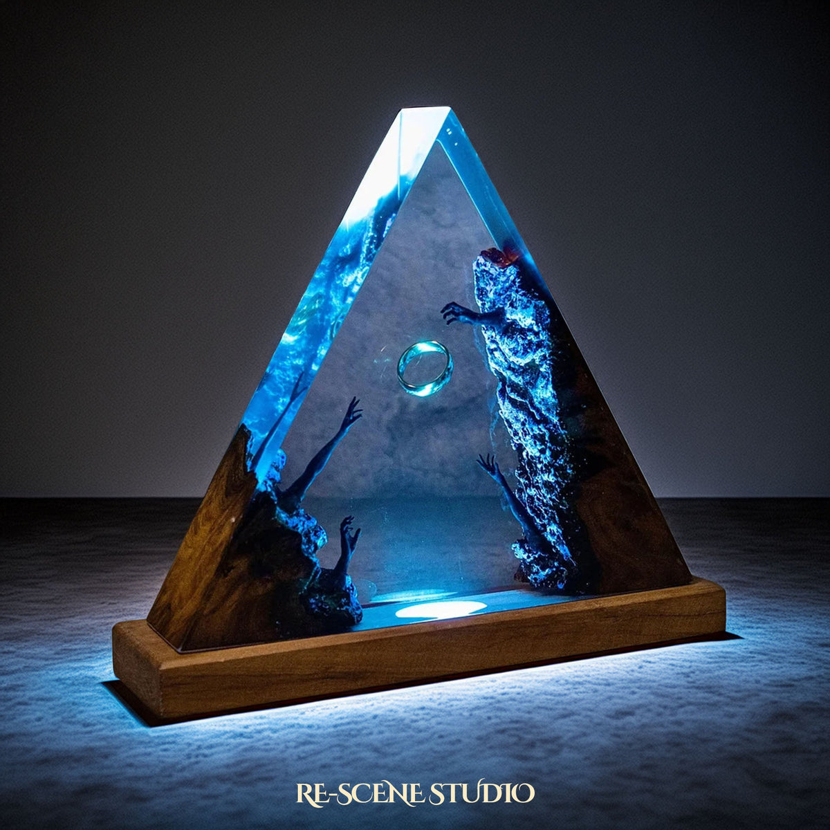 Hands from the Dead Resin Lamp lit up in the dark, Lord of the Rings resin diorama night light