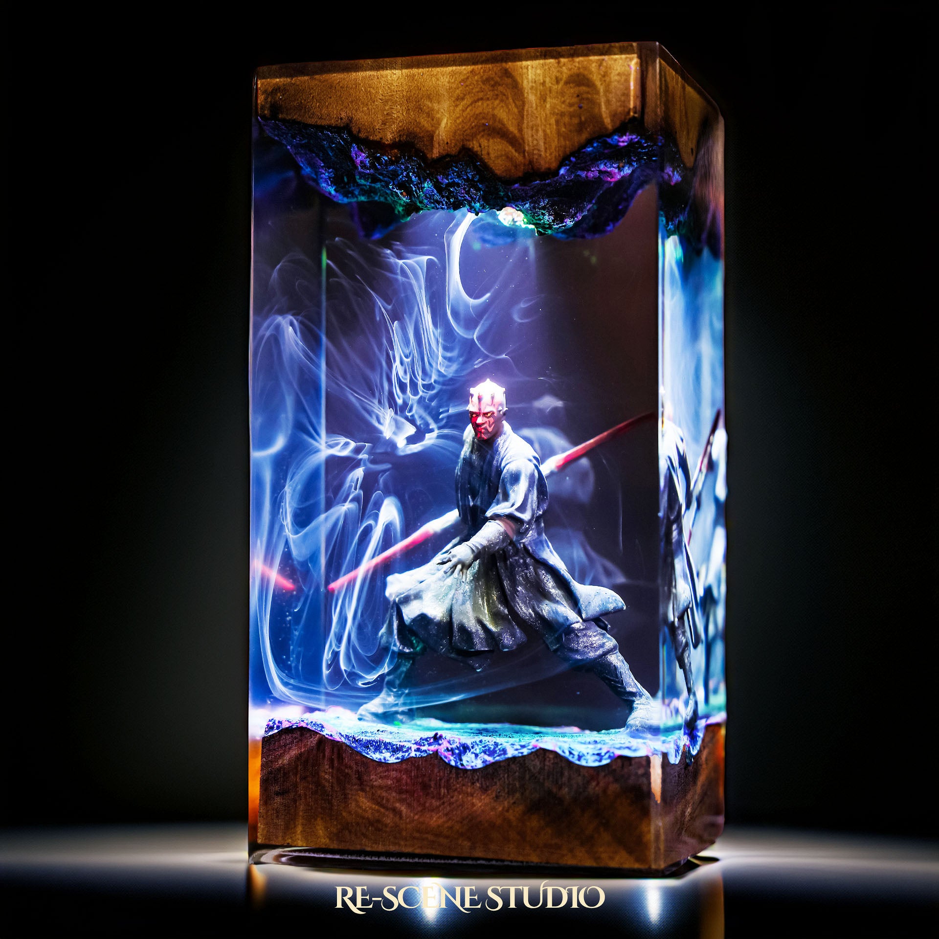 Sith Warrior Resin Lamp — view 5