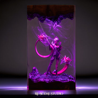 Shadow Champion Resin Lamp — view 1