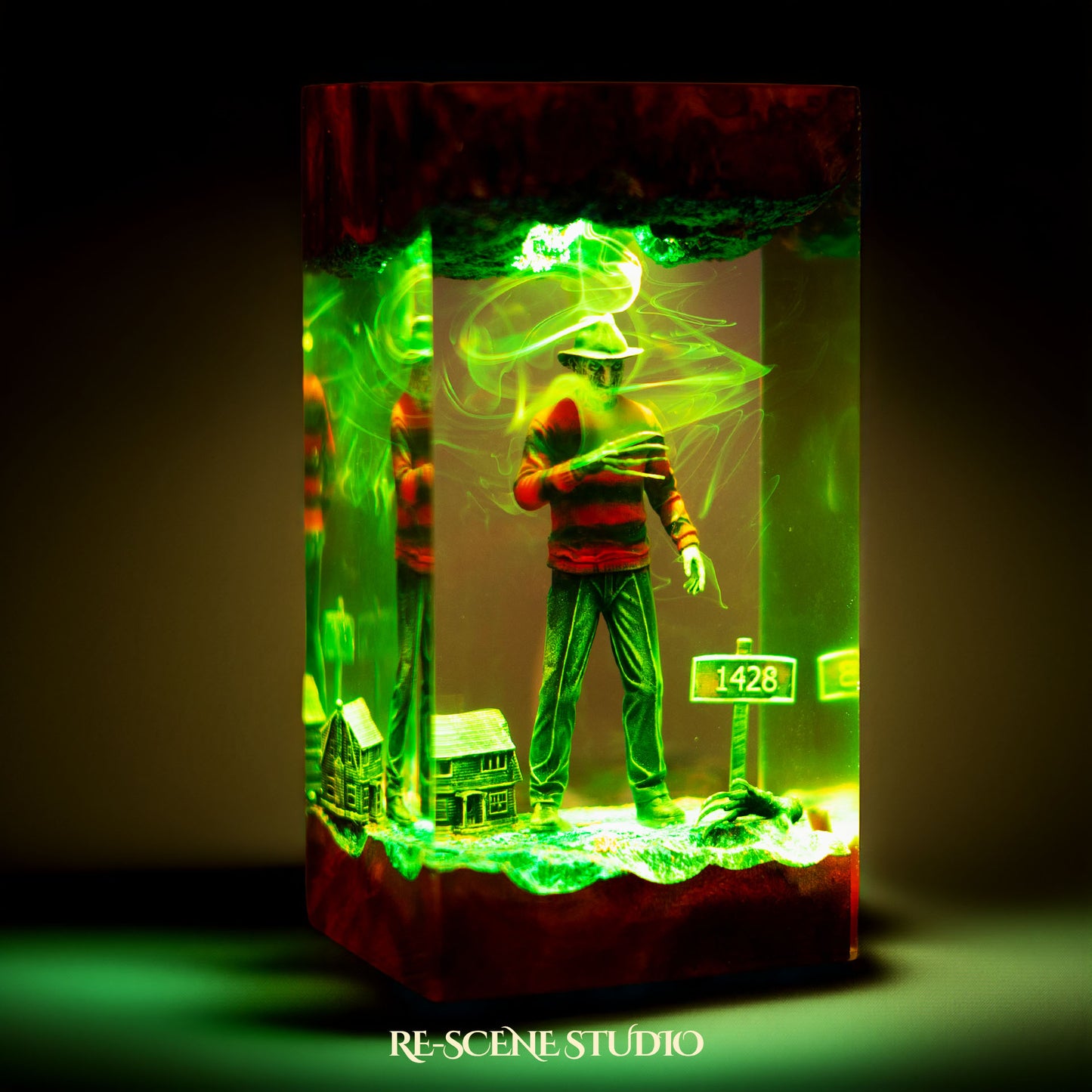 Dream-Stalker Slasher Resin Lamp — view 2