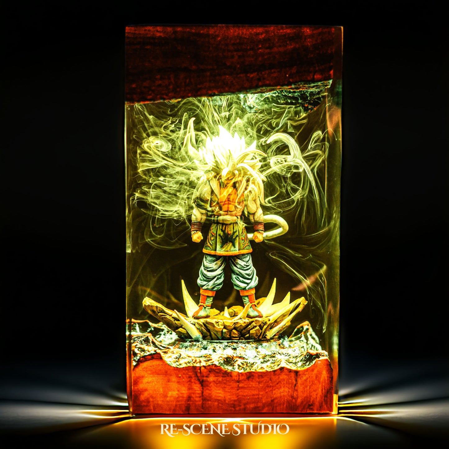 Ultimate Saiyan Transformation Resin Lamp — view 4