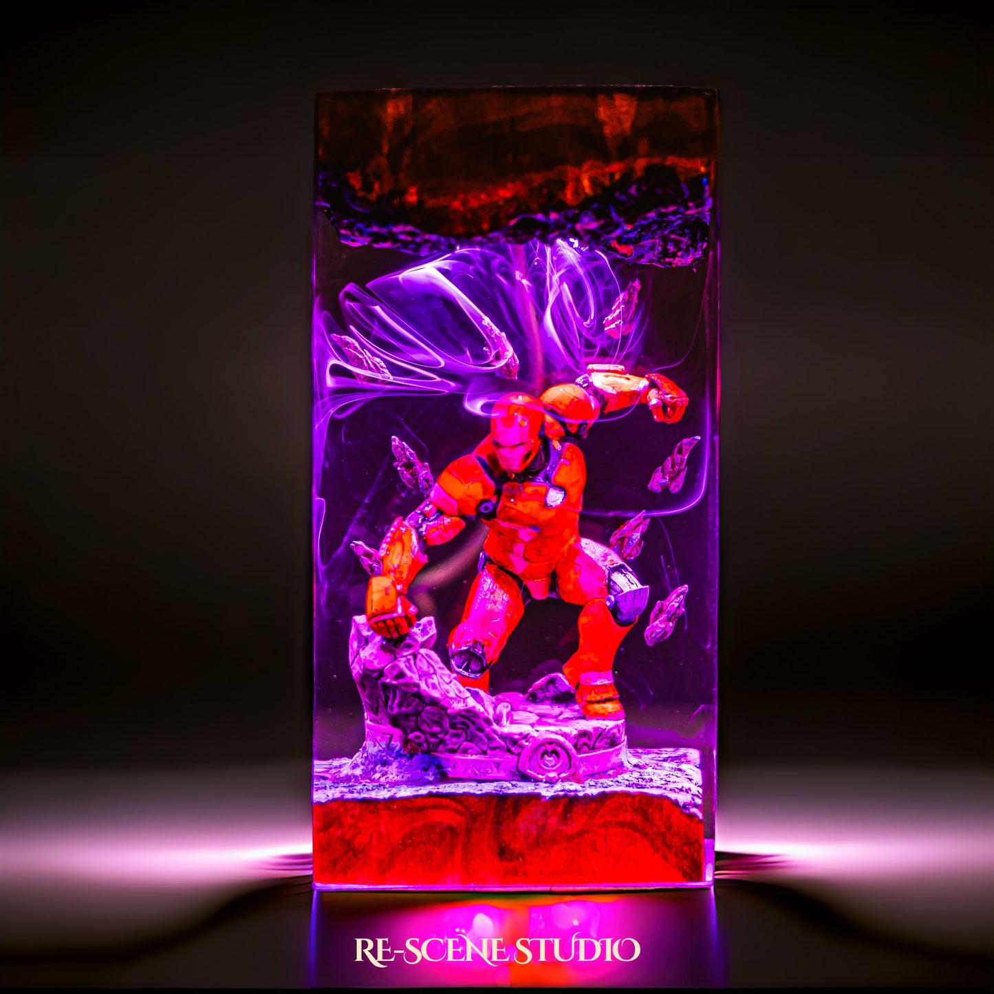 Armored Genius Hero Resin Lamp — view 2
