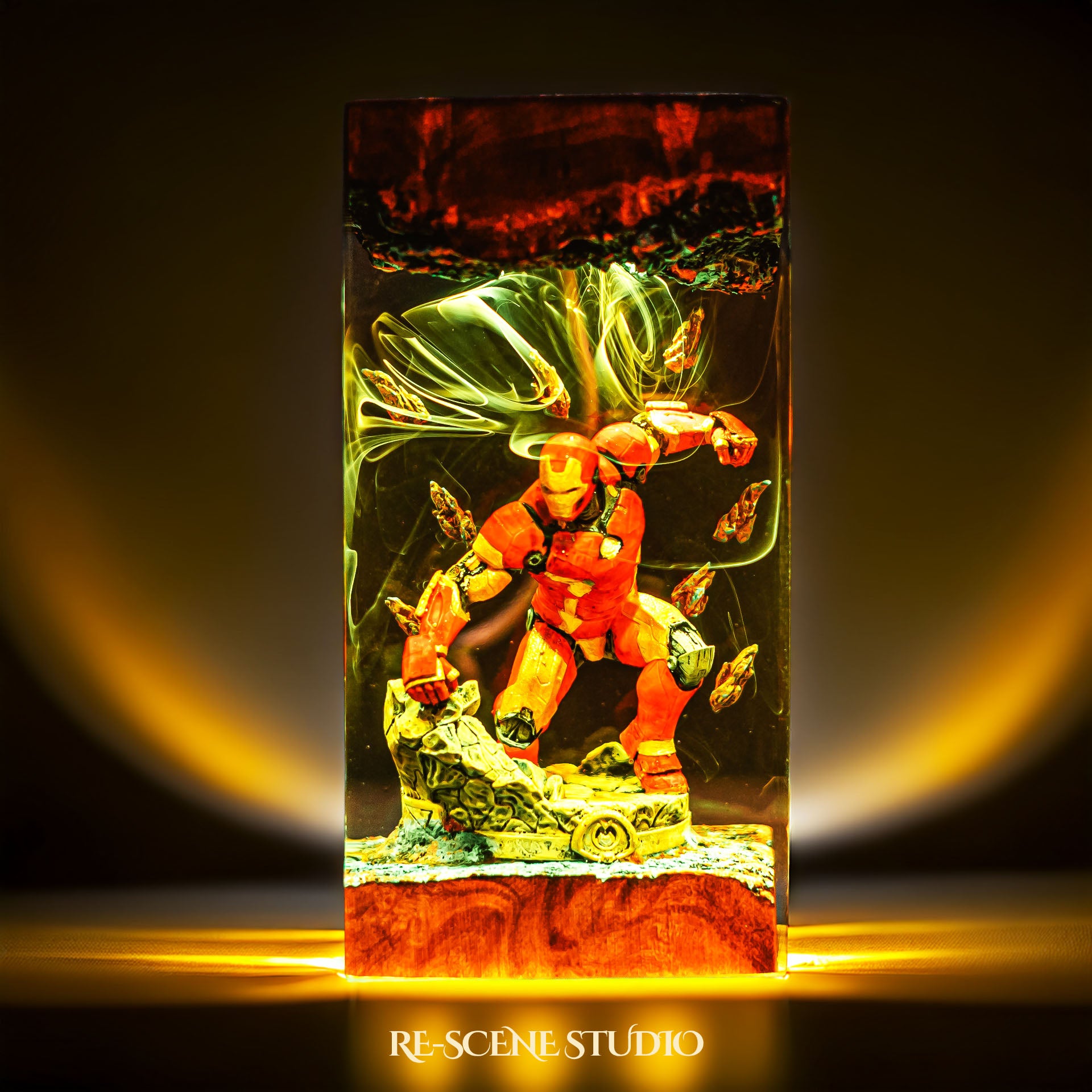 Armored Genius Hero Resin Lamp — view 4