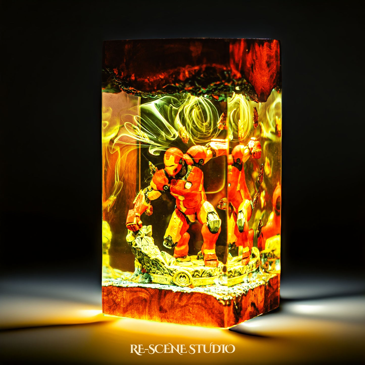 Armored Genius Hero Resin Lamp — view 5